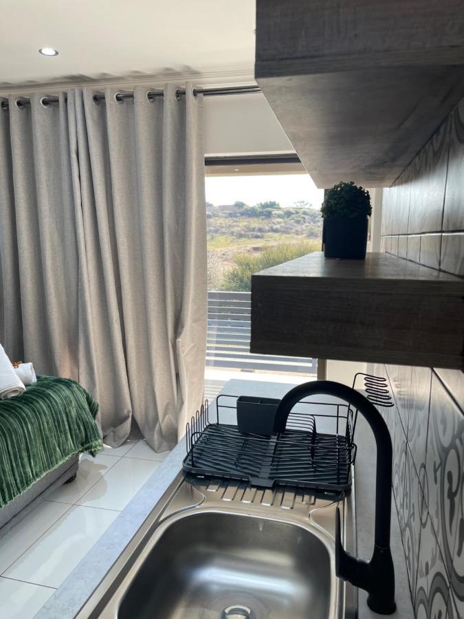 Tuscany Hill Manor Bed & Breakfast